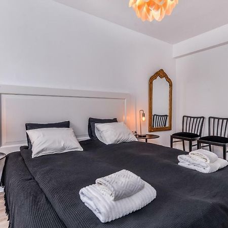 66 Apartment - Stylish Two Bedroom In Lozenets District By Flat Mаnager Sofya Dış mekan fotoğraf